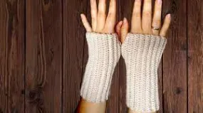 PATTERN: Fingerless Gloves Easy