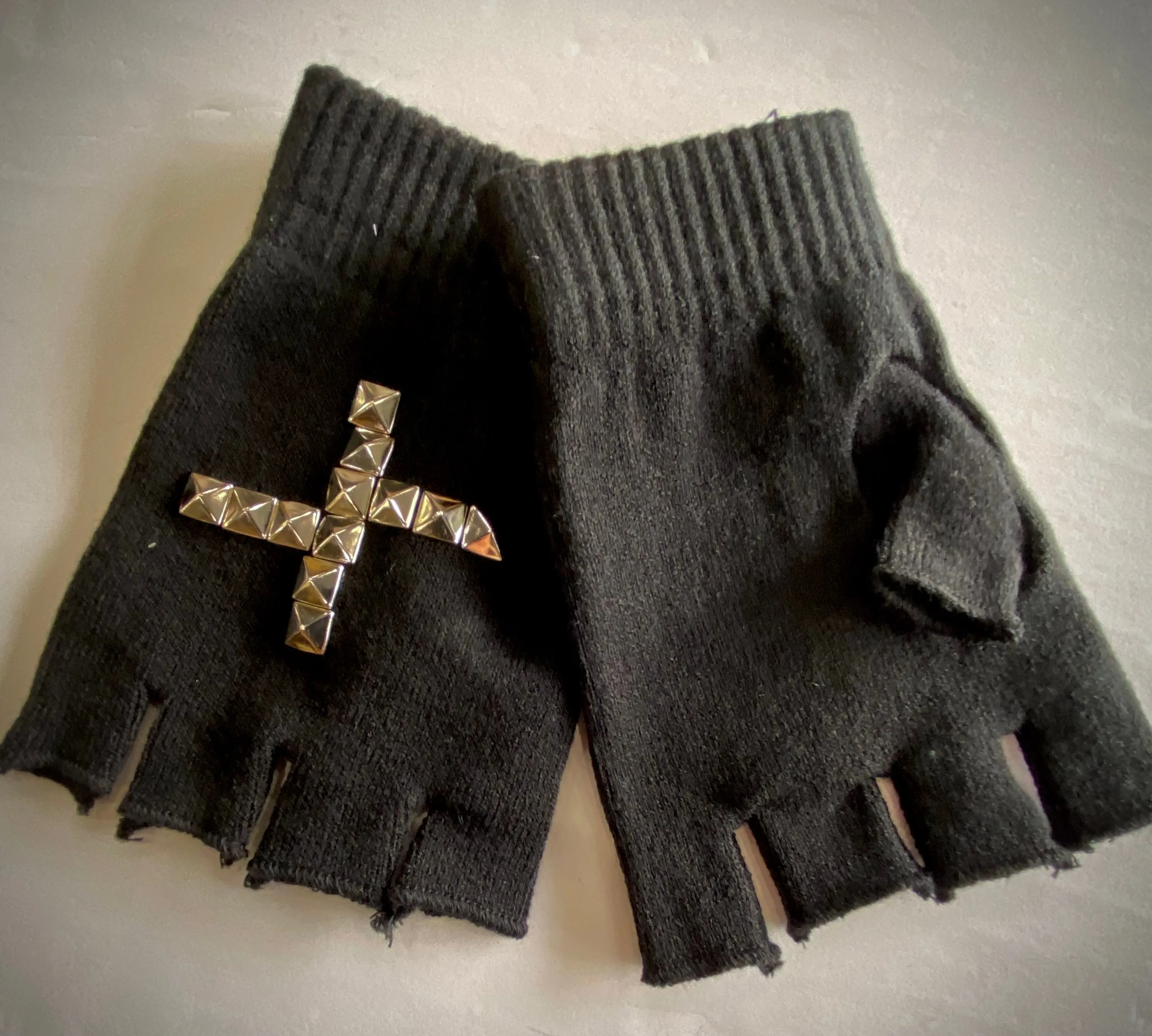 Studded Fingerless Gloves