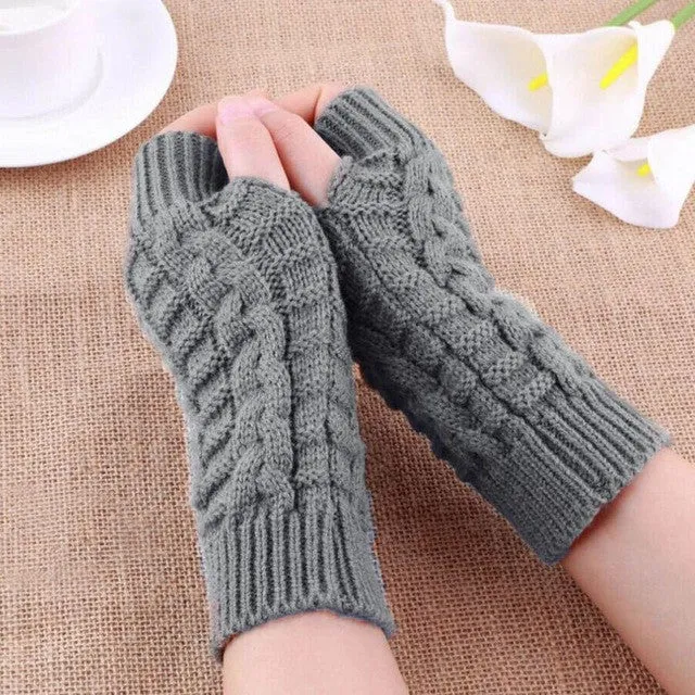 Women's Knitted Fingerless Mid-Arm Mittens